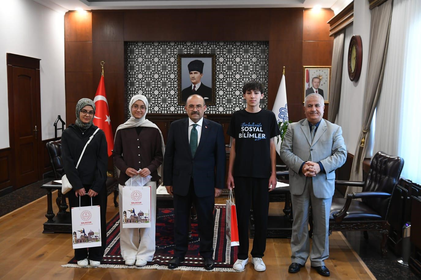 İmam Birgivi’nin yarışmasında ’Genç Kalemler’ ödüllendirildi
