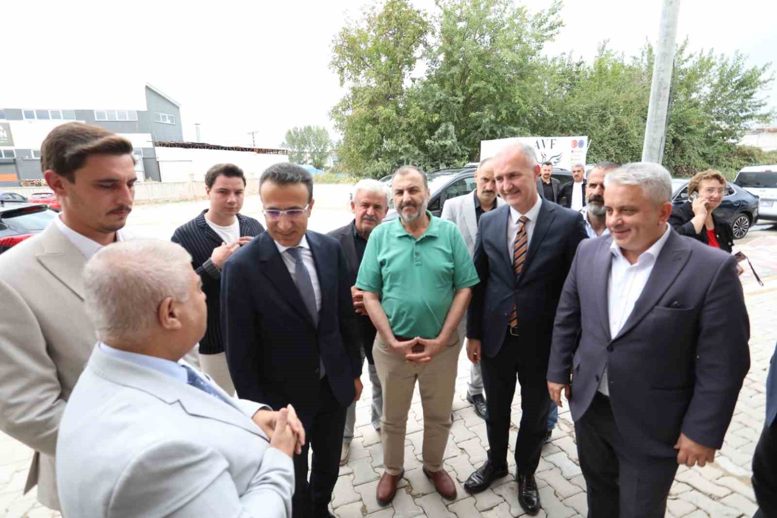 İnegöl’ün sağlık altyapısı, el birliği ile güçleniyor
