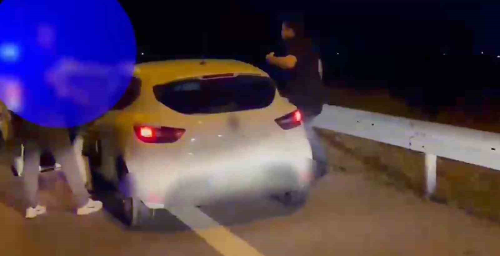 İstanbul’dan Sakarya’ya uyuşturucu sevkiyatı gişelerde engellendi: 2 tutuklama
