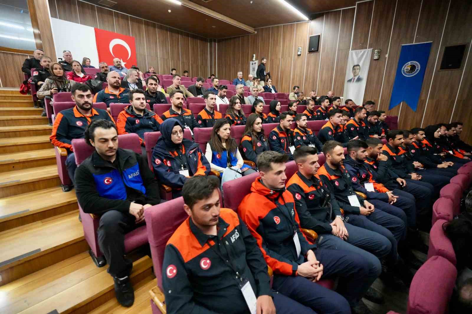 Kartal ‘Tsunamiye Hazır Kent’ sertifikası alan ikinci ilçe oldu
