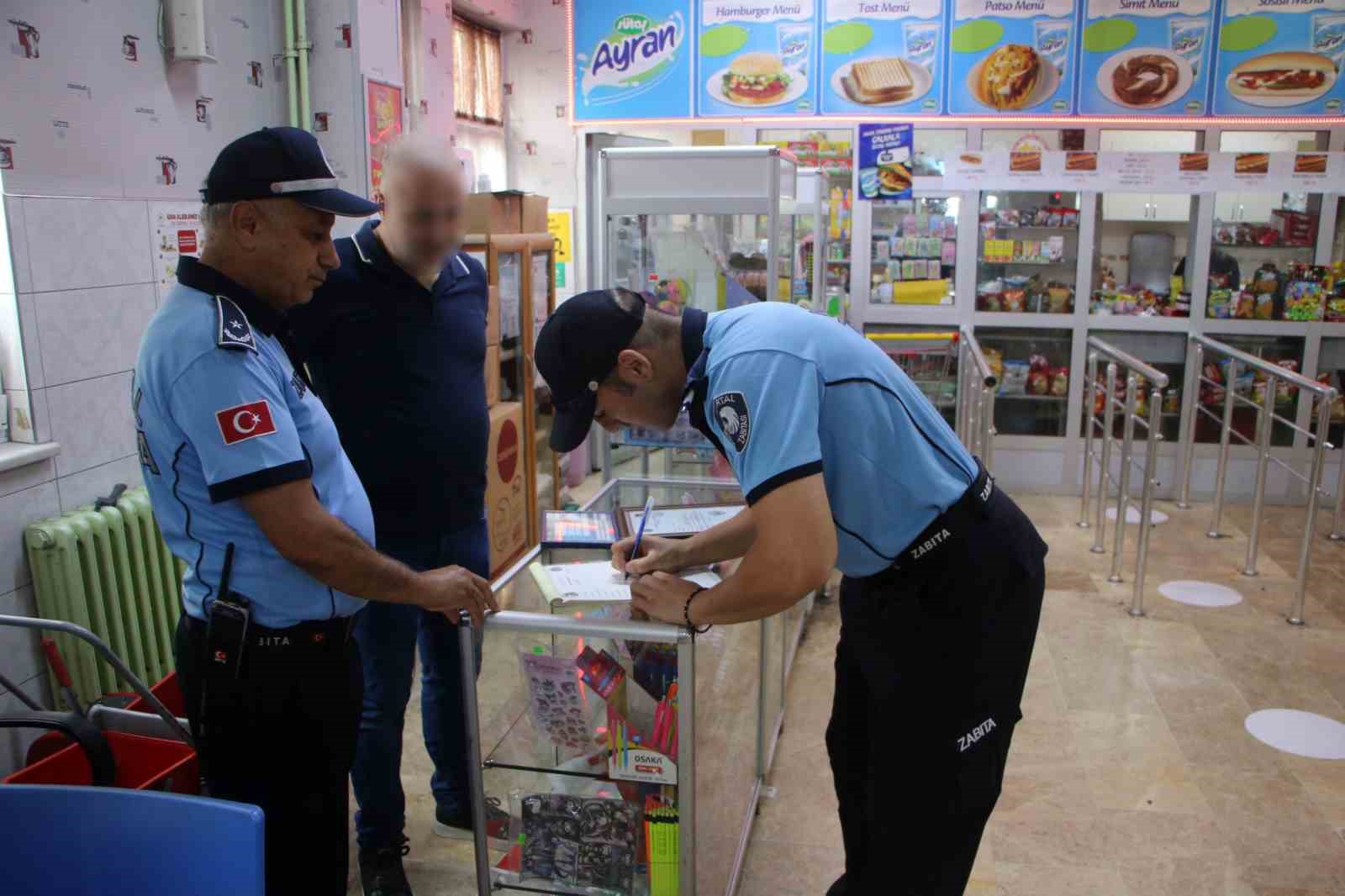 Kartal’da okul kantinlerine sıkı hijyen denetimi
