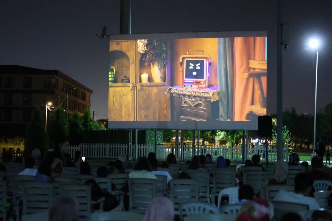 Kartepe’de yıldızlar altında sinema keyfi
