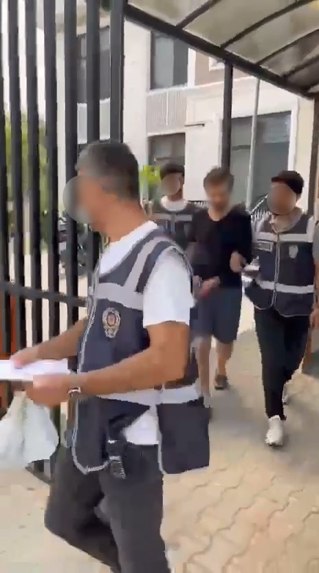 Kesinleşmiş hapis cezasıyla aranan 4 şüpheli yakalandı
