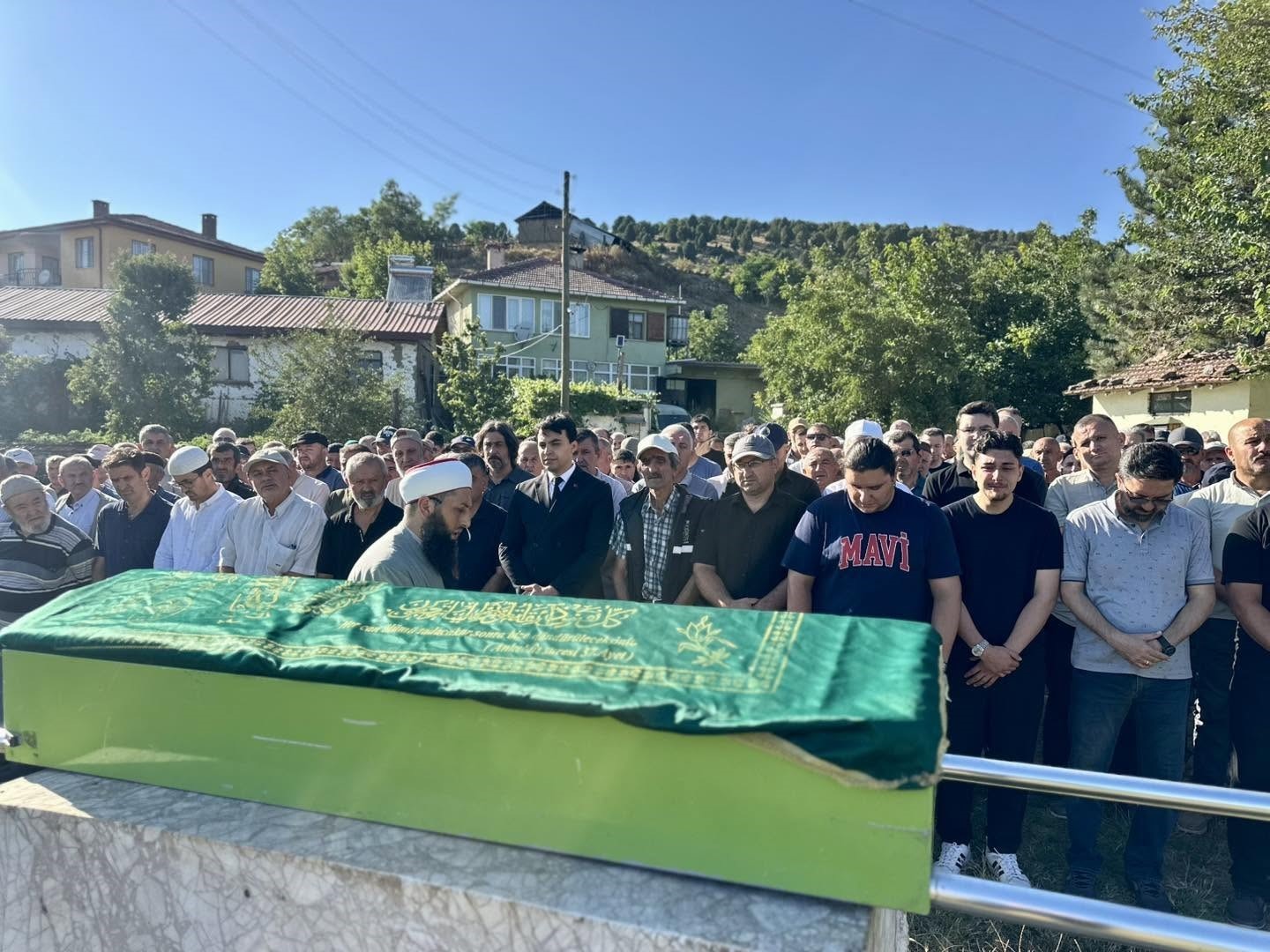 Kıbrıs gazisi Ertuğrul Pehlivan son yolculuğuna uğurlandı
