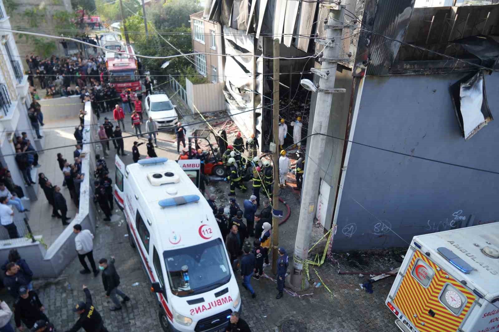 Kocaeli’de 7 kişinin öldüğü fabrika yangını soruşturmasında 7 belediye yetkilisine gözaltı
