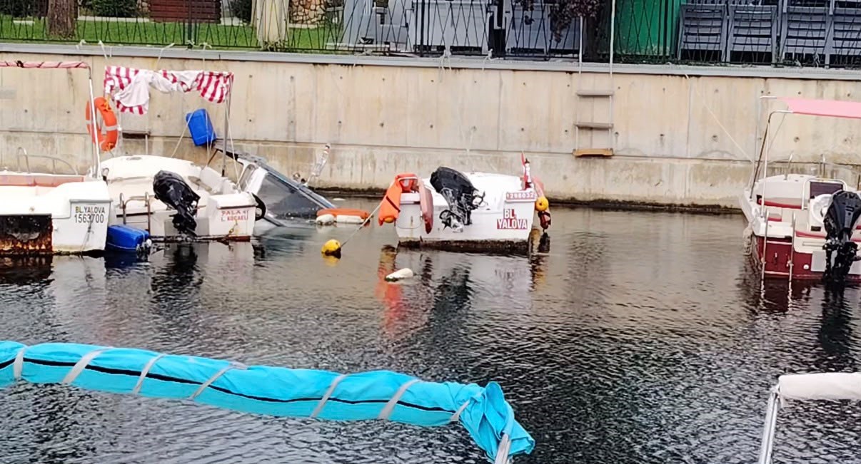 Kocaeli’de fırtına balıkçı teknelerinde hasara yol açtı

