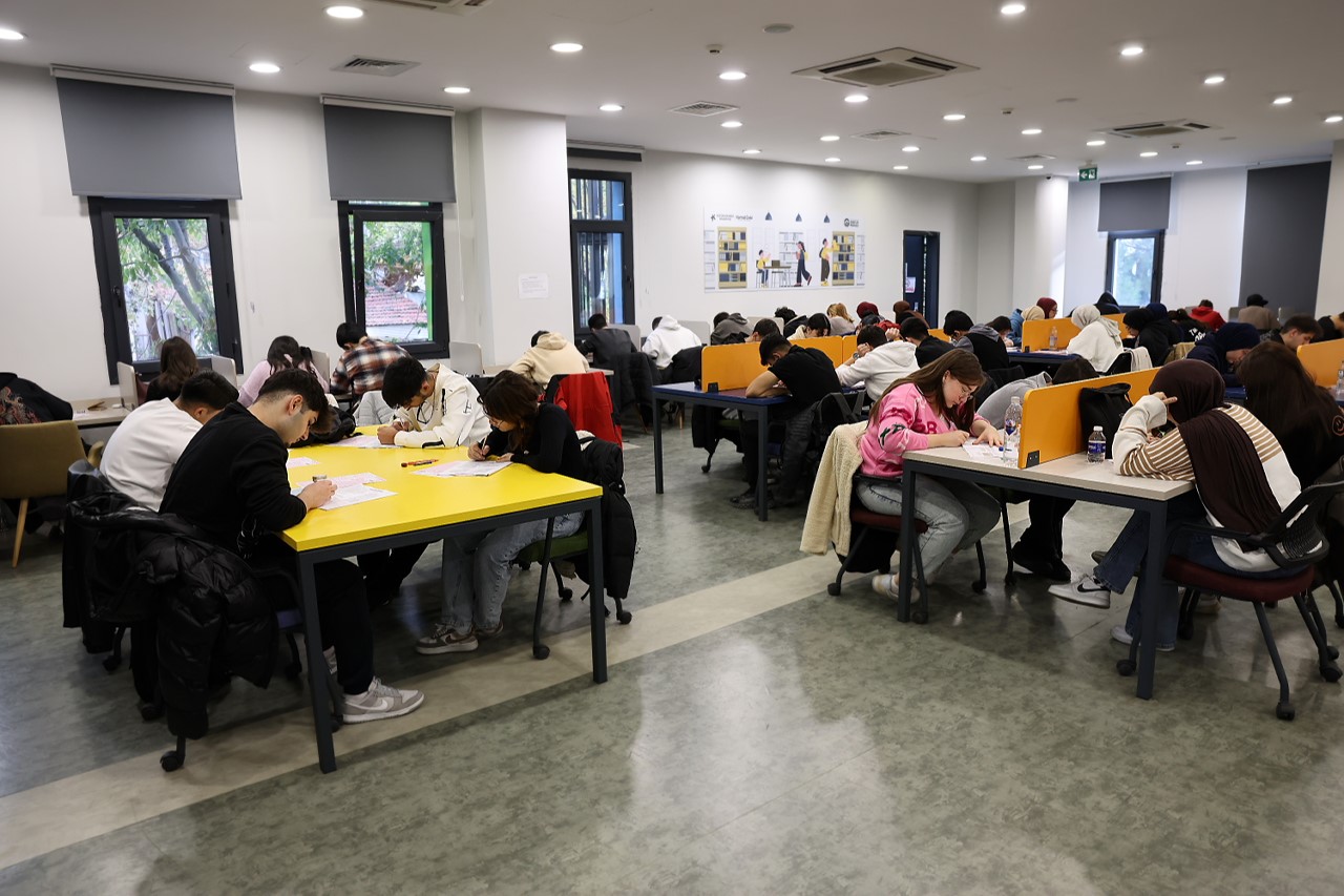Küçükçekmece Belediyesi’nden gençlere ücretsiz YKS hazırlık kursu
