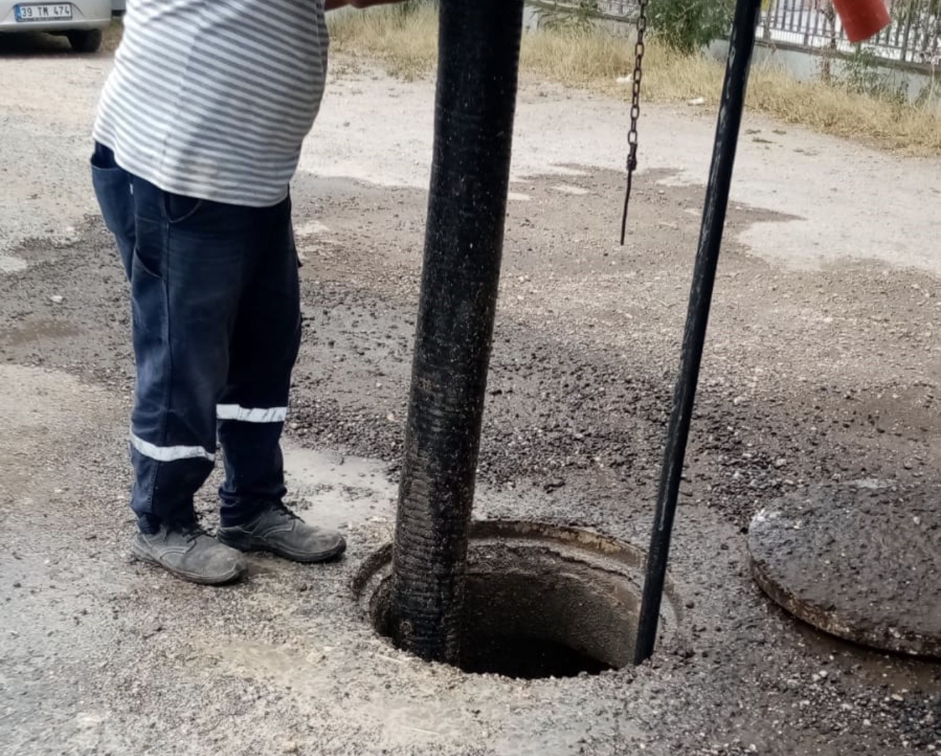 Lüleburgaz’da yağmur suyu hattından bavul çıktı
