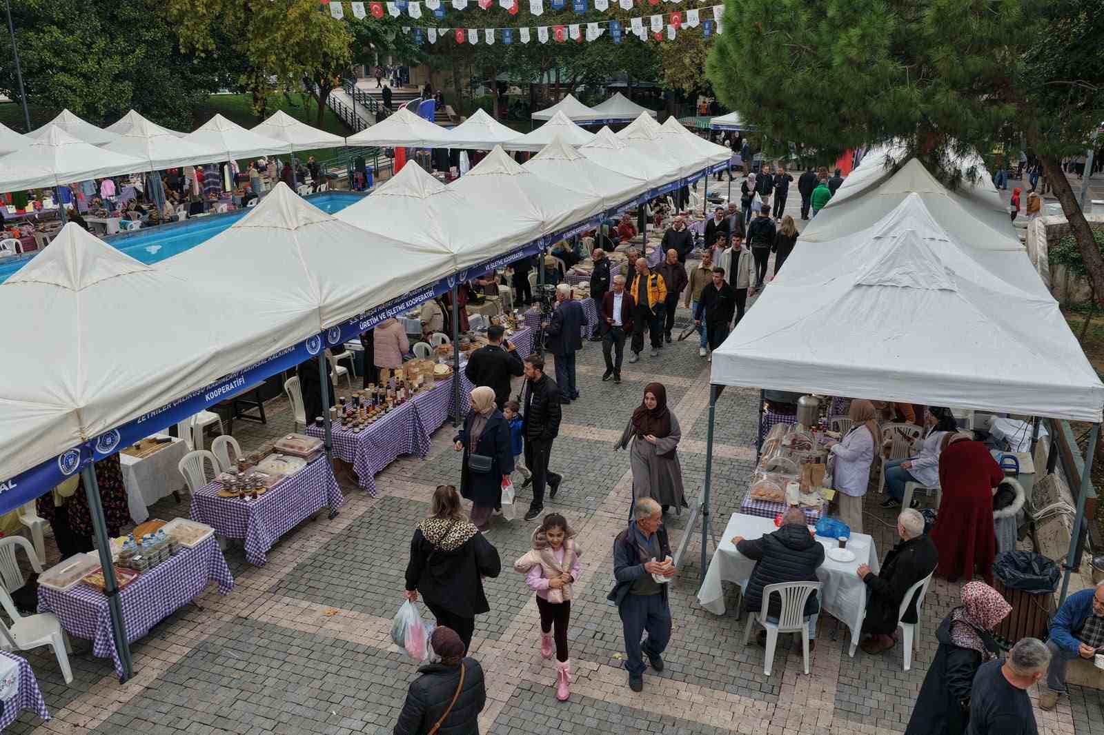 ’Meydan Kadınların’ Dayanışma Pazarı 21’inci kez kuruldu

