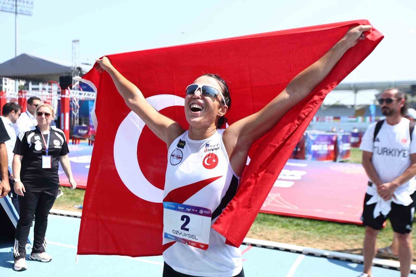 Milli pentatlet İlke Özyüksel Mihrioğlu, Avrupa Şampiyonu oldu
