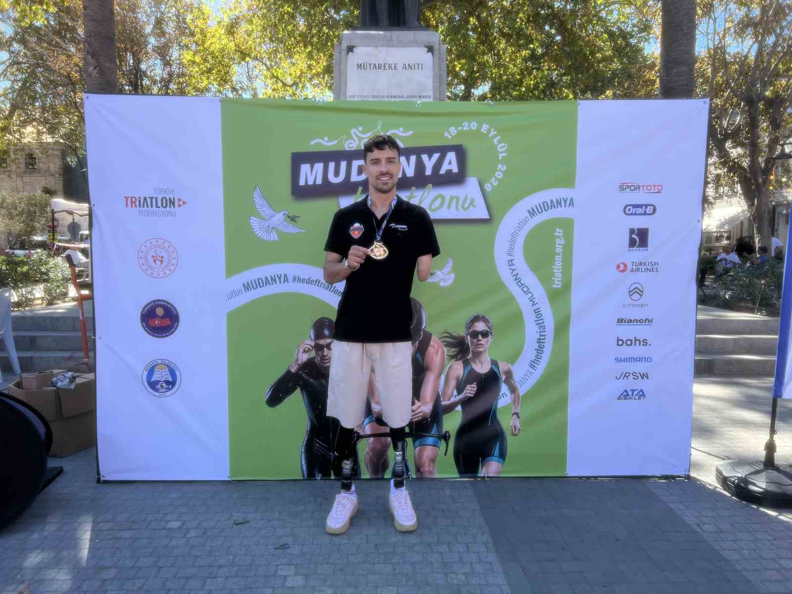 Mudanya Triatlonu’nda azmin adı Muhammed Ali Aydın
