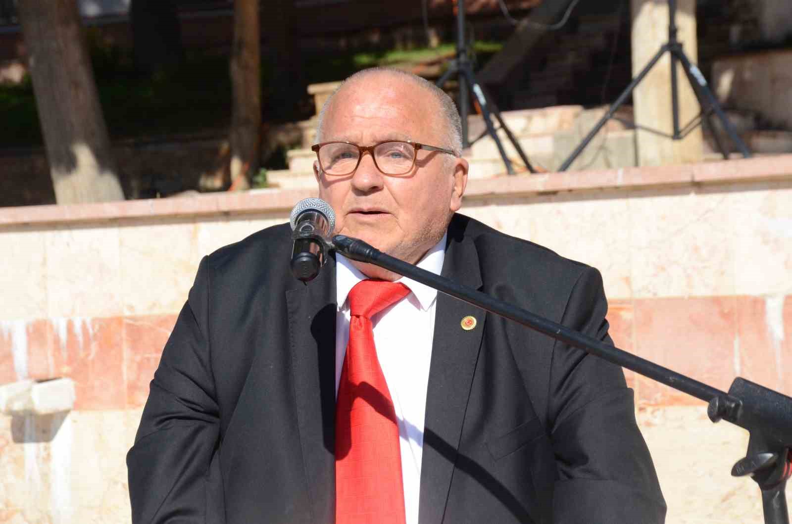 Muhtar Çınar, "Bizim talebimiz makam değil, hizmettir, imtiyaz değil, imkândır"
