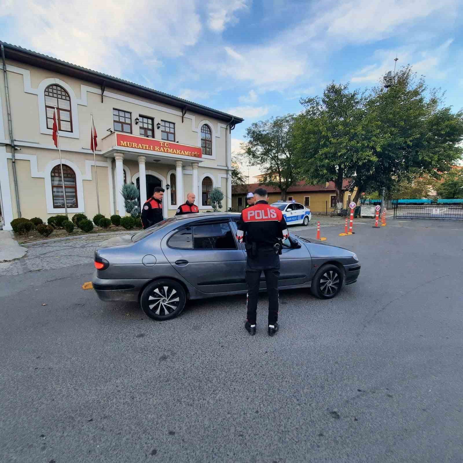 Muratlı’da polisten sıkı denetim
