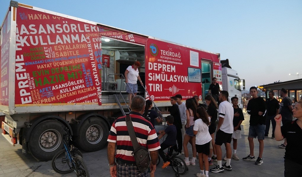 Mürefte depreminin yıldönümünde deprem eğitimi
