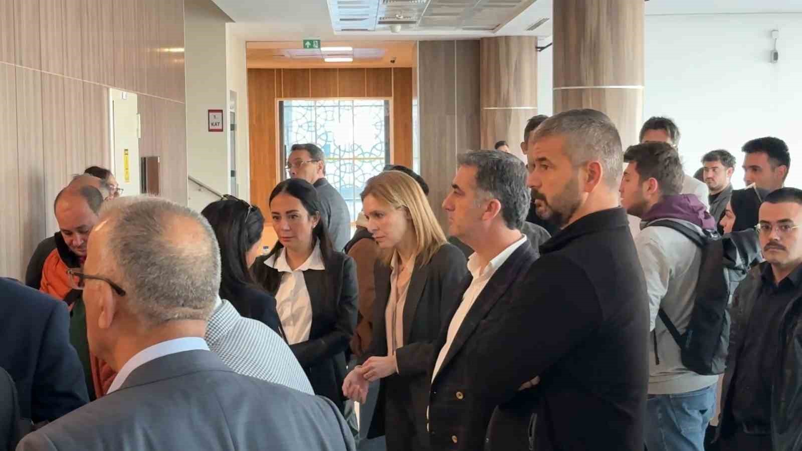 Mustafa Bozbey ve Turgay Erdem’in yargılandığı davada üç sanıktan bilirkişi raporuna itiraz
