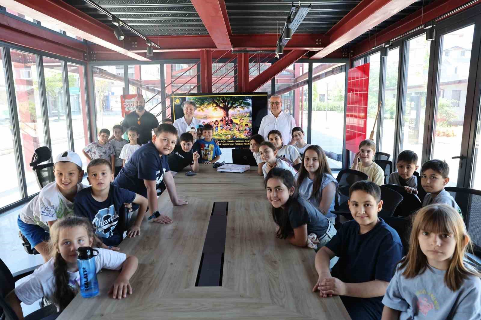 Nilüfer’de çocuklar bu yaz toprağın izinde
