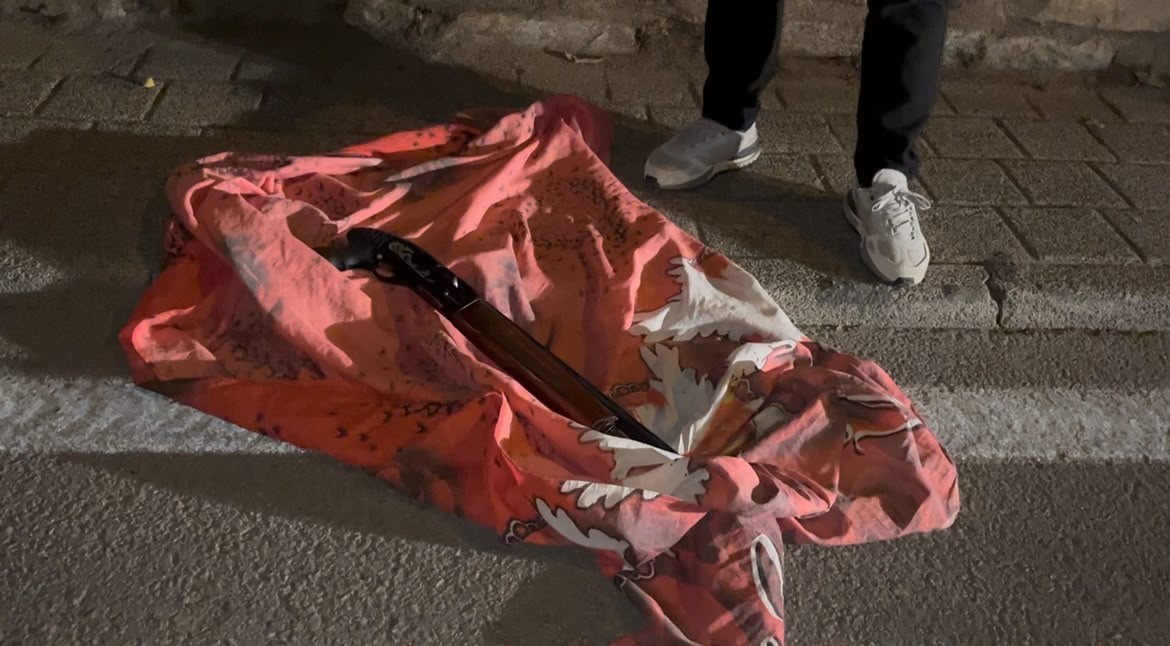 Önce polisi çağırdılar, sonra ekiplere direndiler
