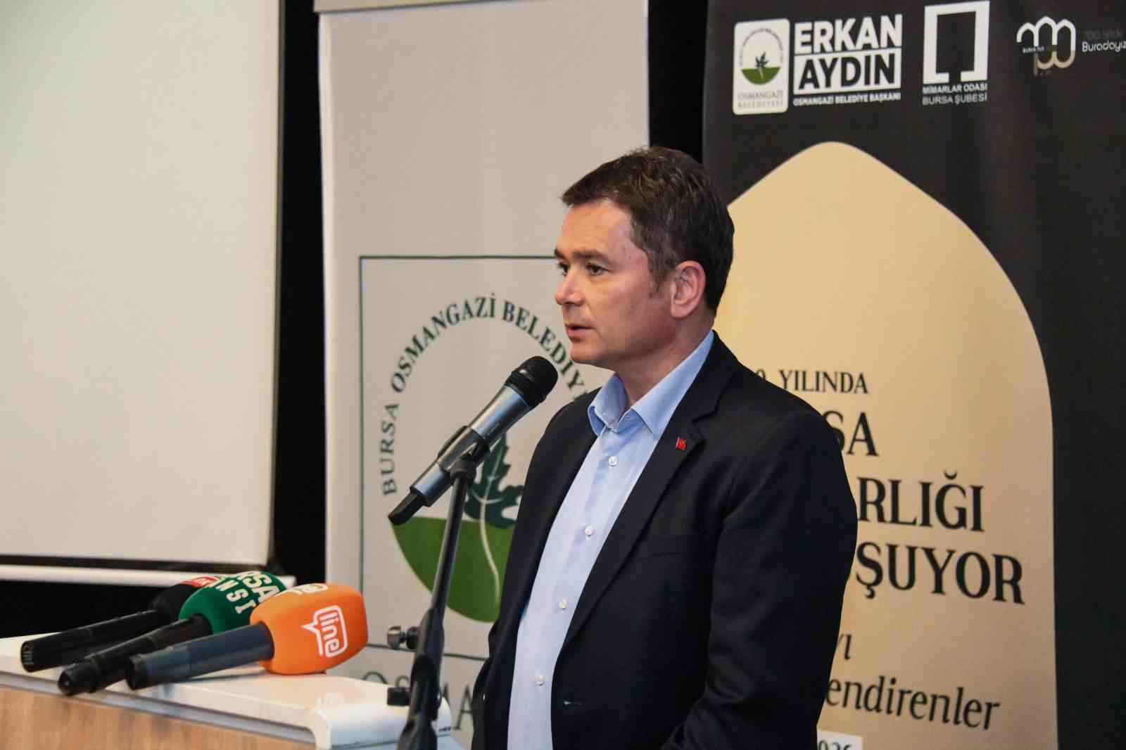 Osmangazi’de Bursa’nın mimari kimliğine ışık tutan panel
