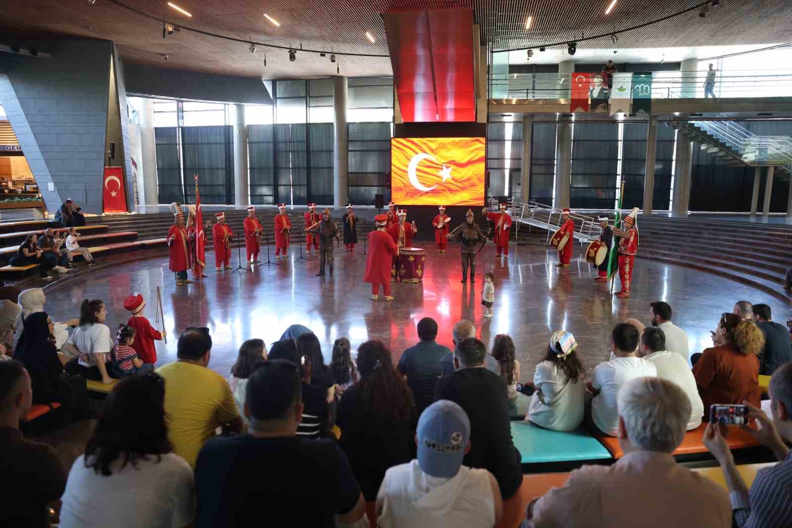 Panorama 1326 Bursa’da tarihin ihtişamı yankılandı
