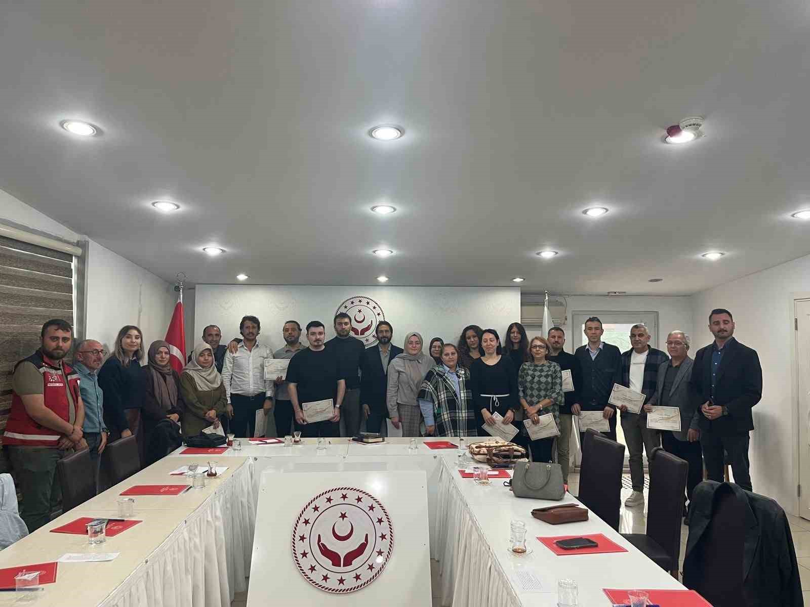 Psikolojik ilk yardım eğitimleriyle afetlere müdahale kapasitesi güçlendiriliyor
