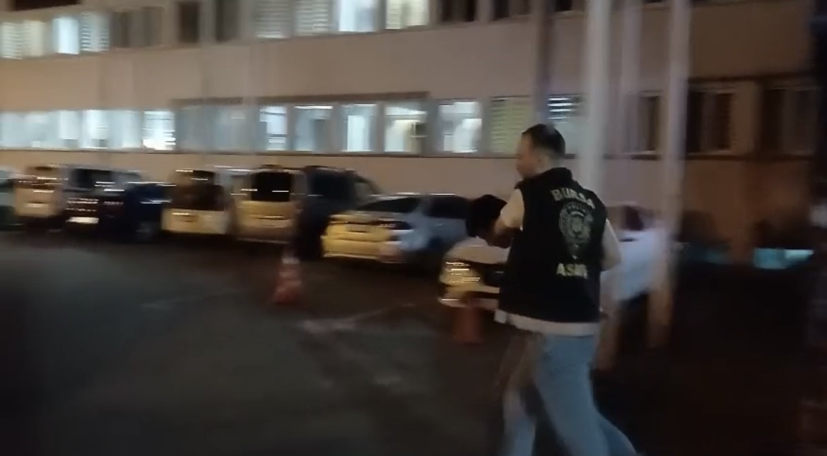 Sahte bankacı ormana kaçtı, polis ormanda yakaladı
