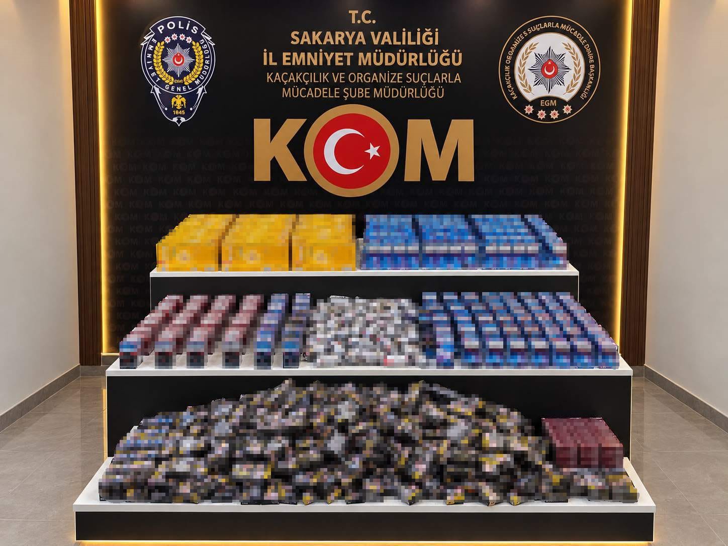 Sakarya’da binlerce paket kaçak sigara ve tütün ele geçirildi
