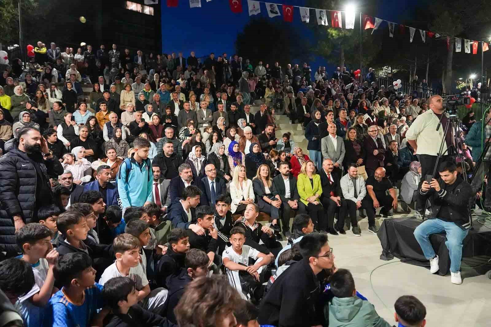 Sancaktepe’ye dev sosyal yaşam alanı: Fatih Koru Parkı hizmete açıldı
