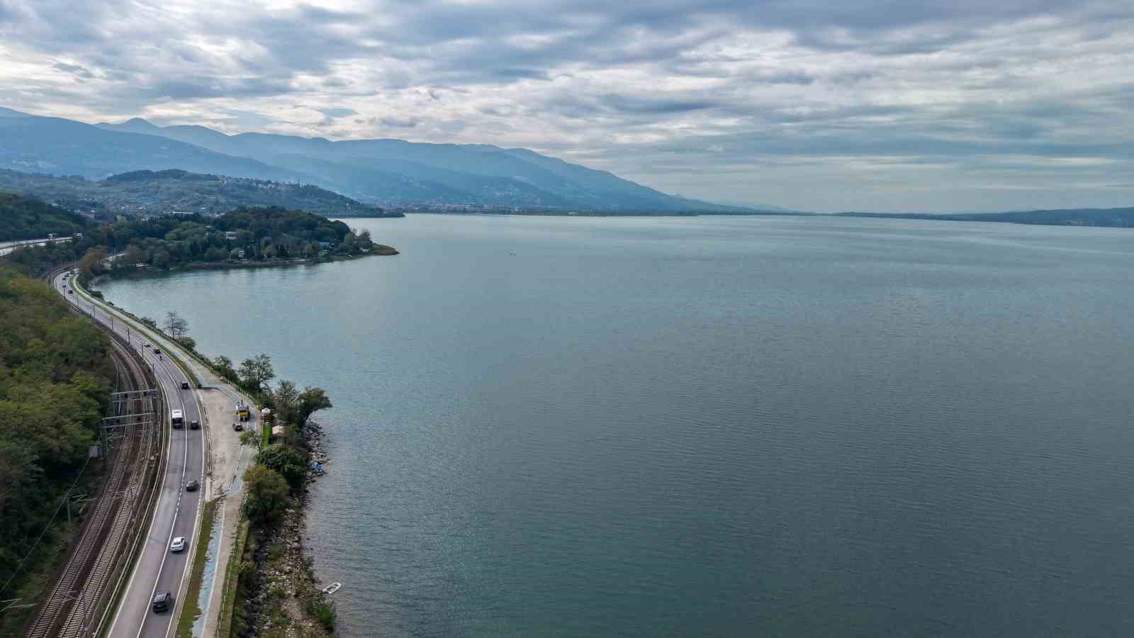 Sapanca Gölü 64 santimetre yükseldi
