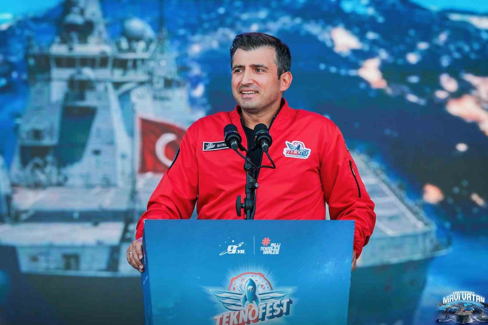 Selçuk Bayraktar: "Mavi Vatan’ın tek bir damlasından asla vazgeçmeyiz"
