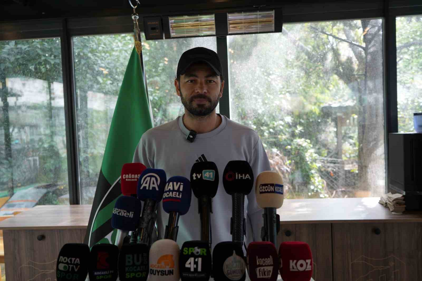 Selçuk İnan:  "Beşiktaş karşılaşmasından çok iyi bir oyun ve mücadeleyle ayrıldık"
