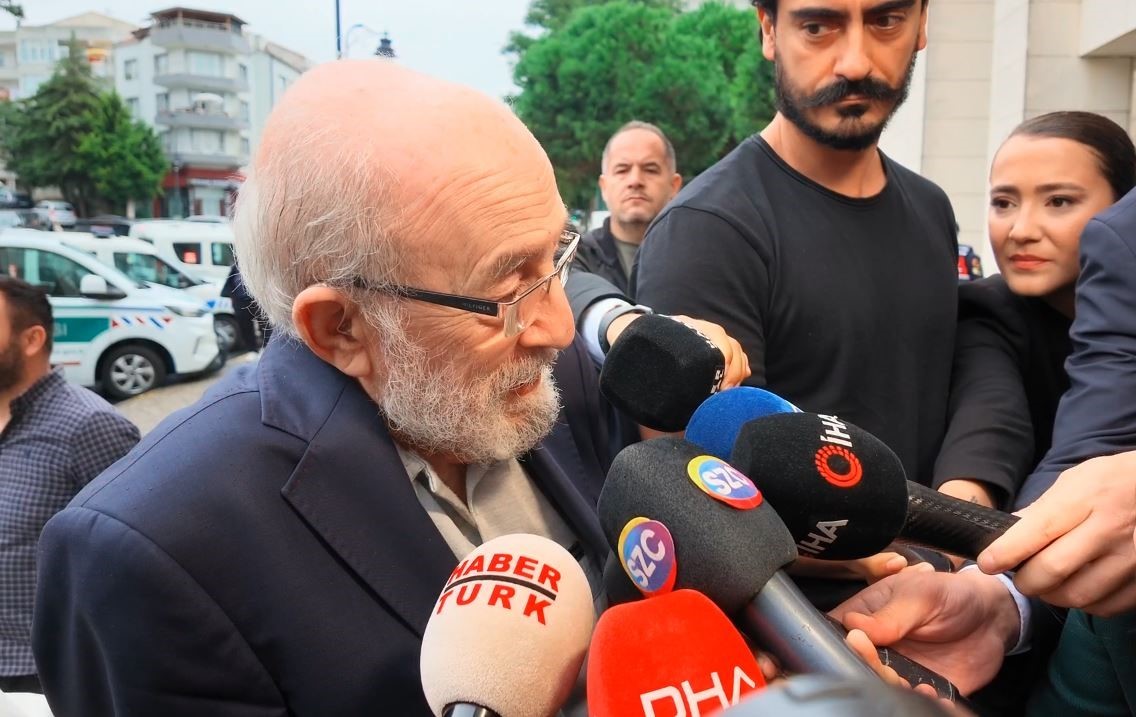 Sinema ve tiyatro oyuncusu Emin Olcay: "İnşallah bu işlerin sonucu ortaya çıkar. Yiğitlerimizin kanları yerde kalmaz"
