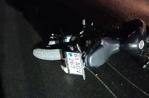 Taksinin çarptığı motosiklet sürücüsü hayatını kaybetti
