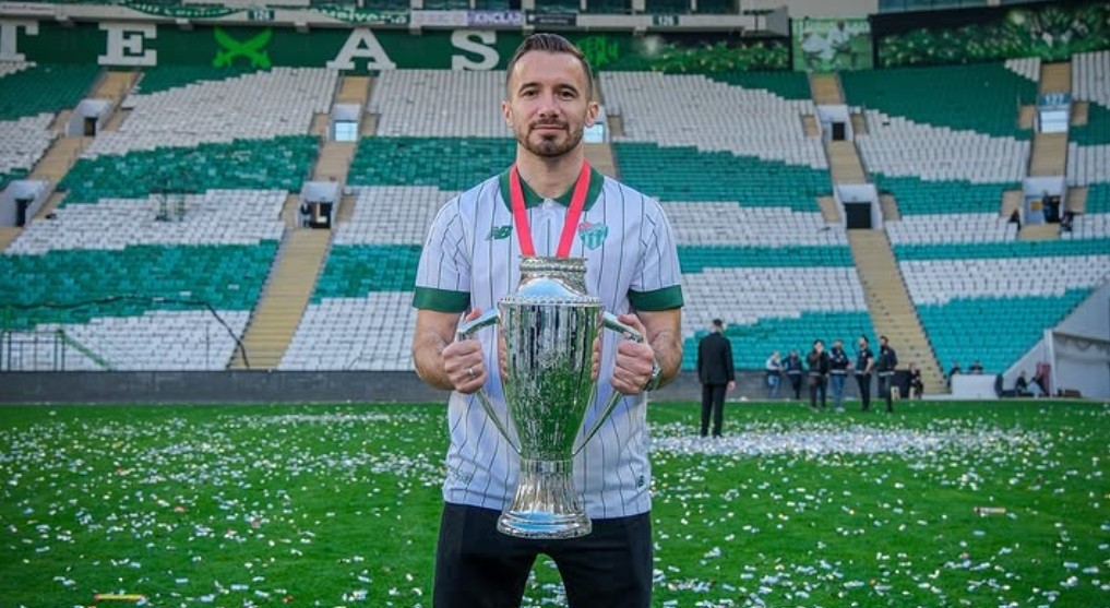 Talha Yünkuş, Bursaspor’a veda etti

