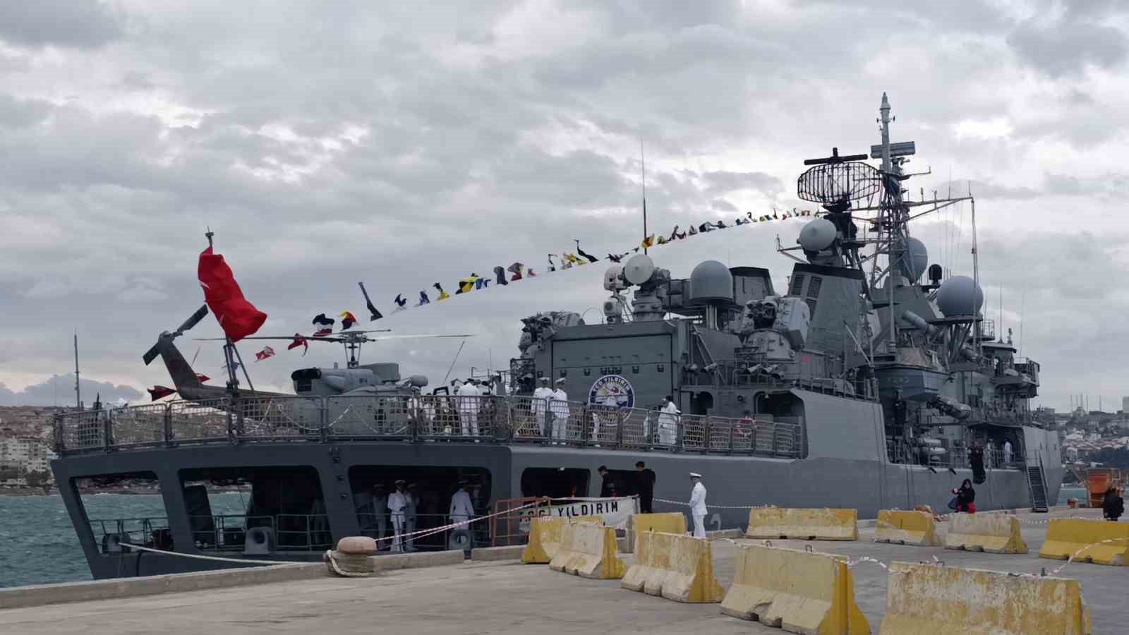 TCG Yıldırım Fırkateyni Tekirdağ’da ziyarete açıldı
