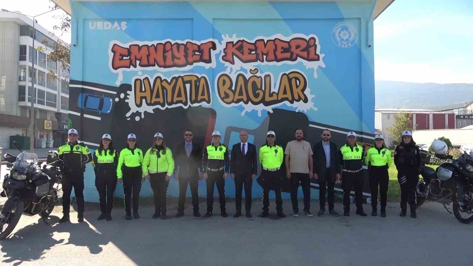 Trafolar emniyet kemeri için uyarıyor
