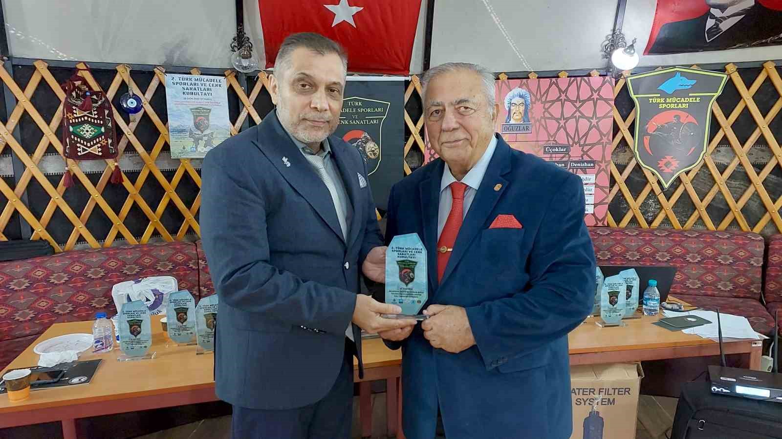 Türk Mücadele Sporları ve Cenk Sanatları Kurultayı’nın 2.’si gerçekleştirildi
