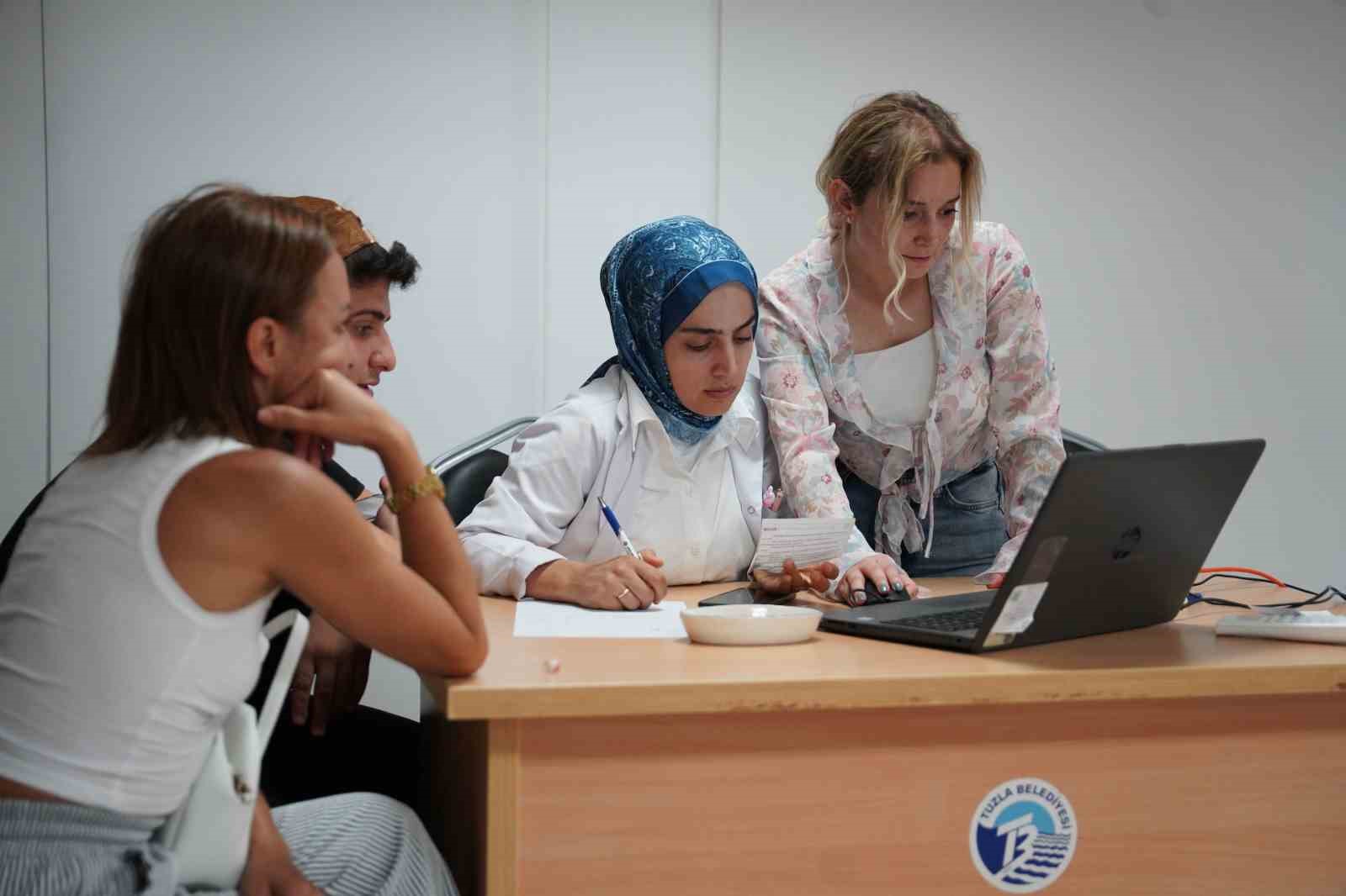 Tuzla Belediyesi 12 gün boyunca tercih danışma desteği verecek
