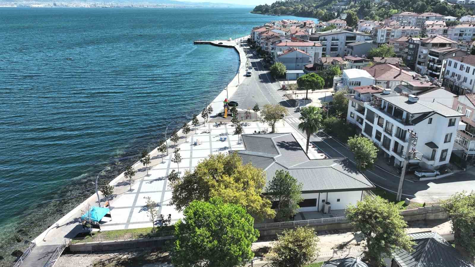Ulaşlı sahiline 460 metrelik dalga kırıcı set yapıldı

