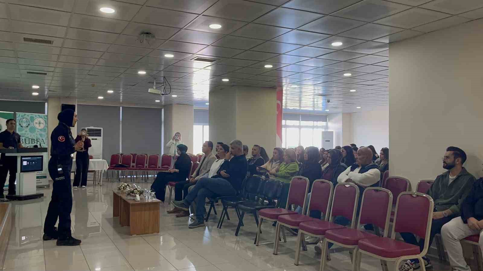 Üniversitede tatbikat heyecanı
