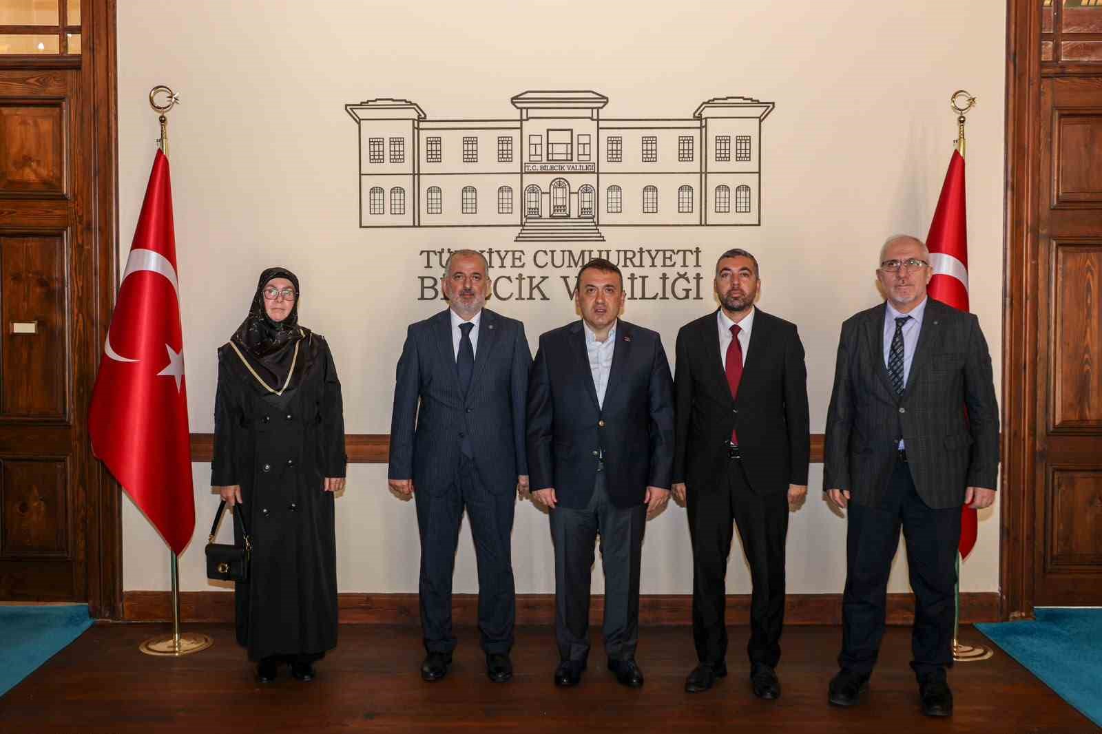 Vali Sözer, din görevlileriyle bir araya geldi
