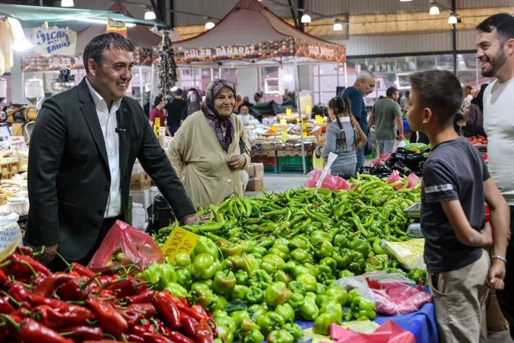Vali Sözer esnafın ve vatandaşın nabzını tuttu
