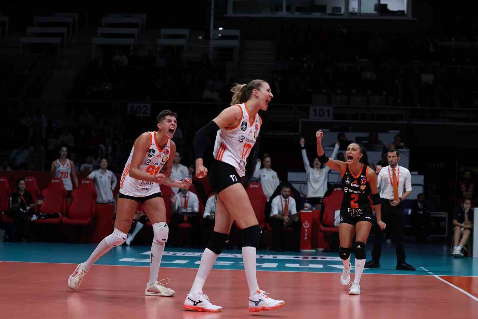 Vodafone Sultanlar Ligi: İlbank: 0 - Eczacıbaşı Peron İstanbul: 3
