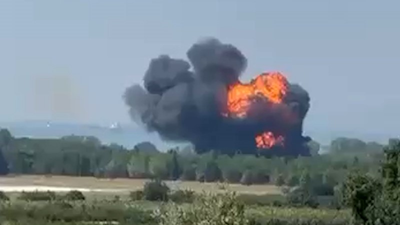 Yalova’da eğitim uçağı düştü... Pilot fırlatma koltuğu açtı
