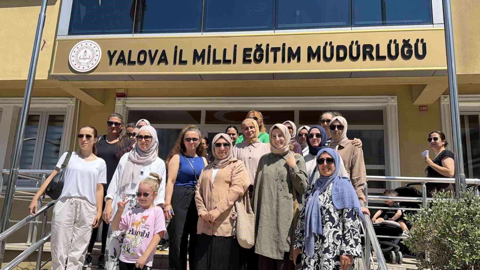 Yalova’da velilerden ikili eğitim tepkisi
