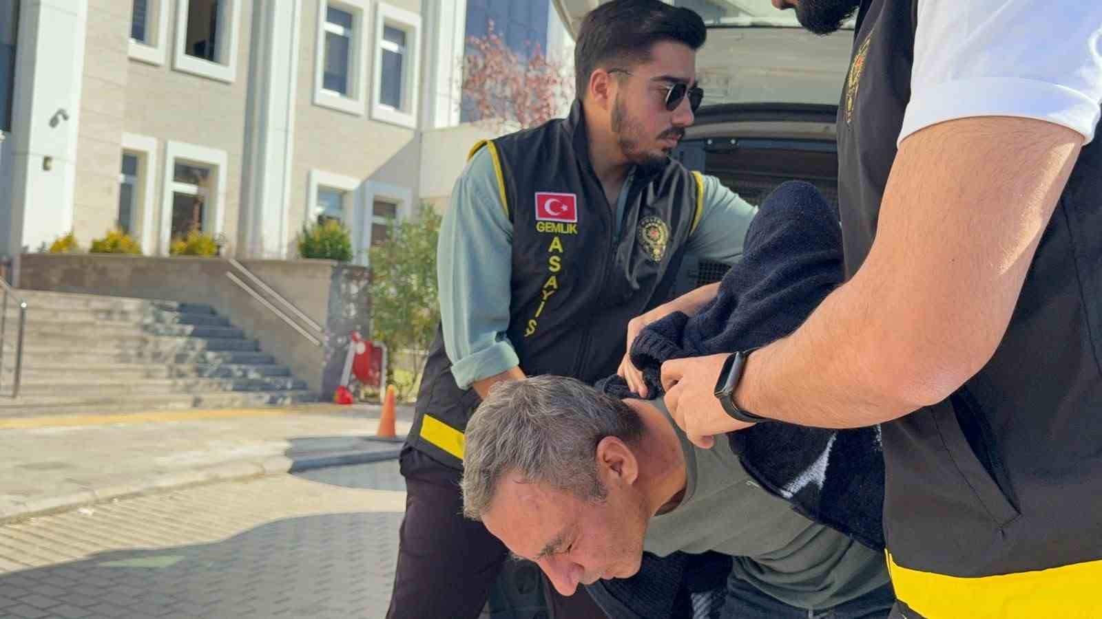 Yaşlı çifti öldüren cani tutuklandı
