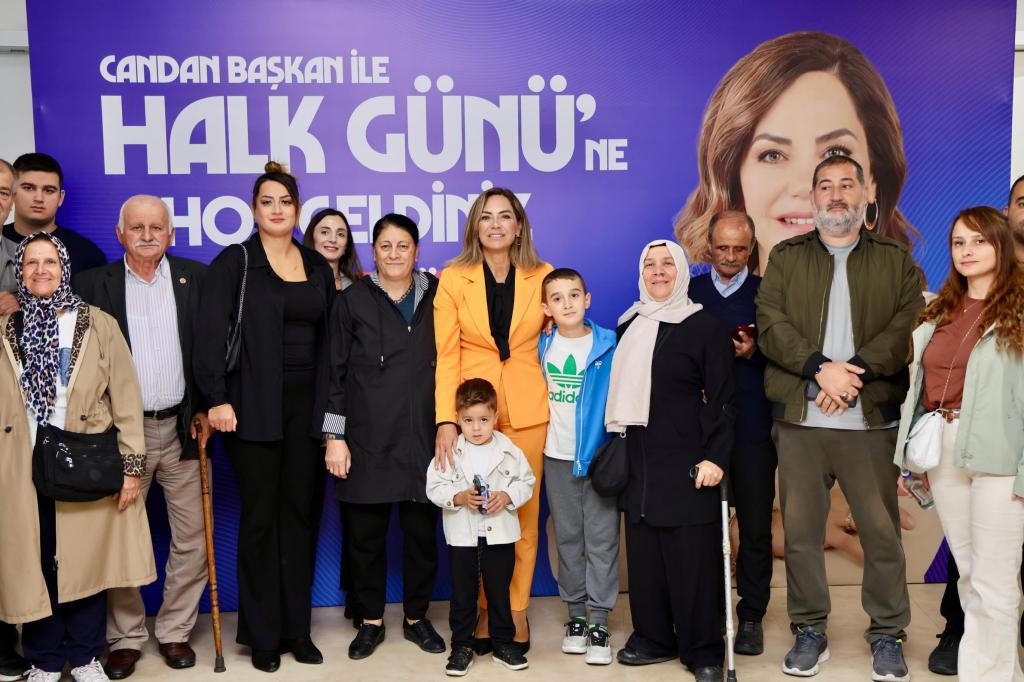 Yüceer vatandaşlarla buluştu
