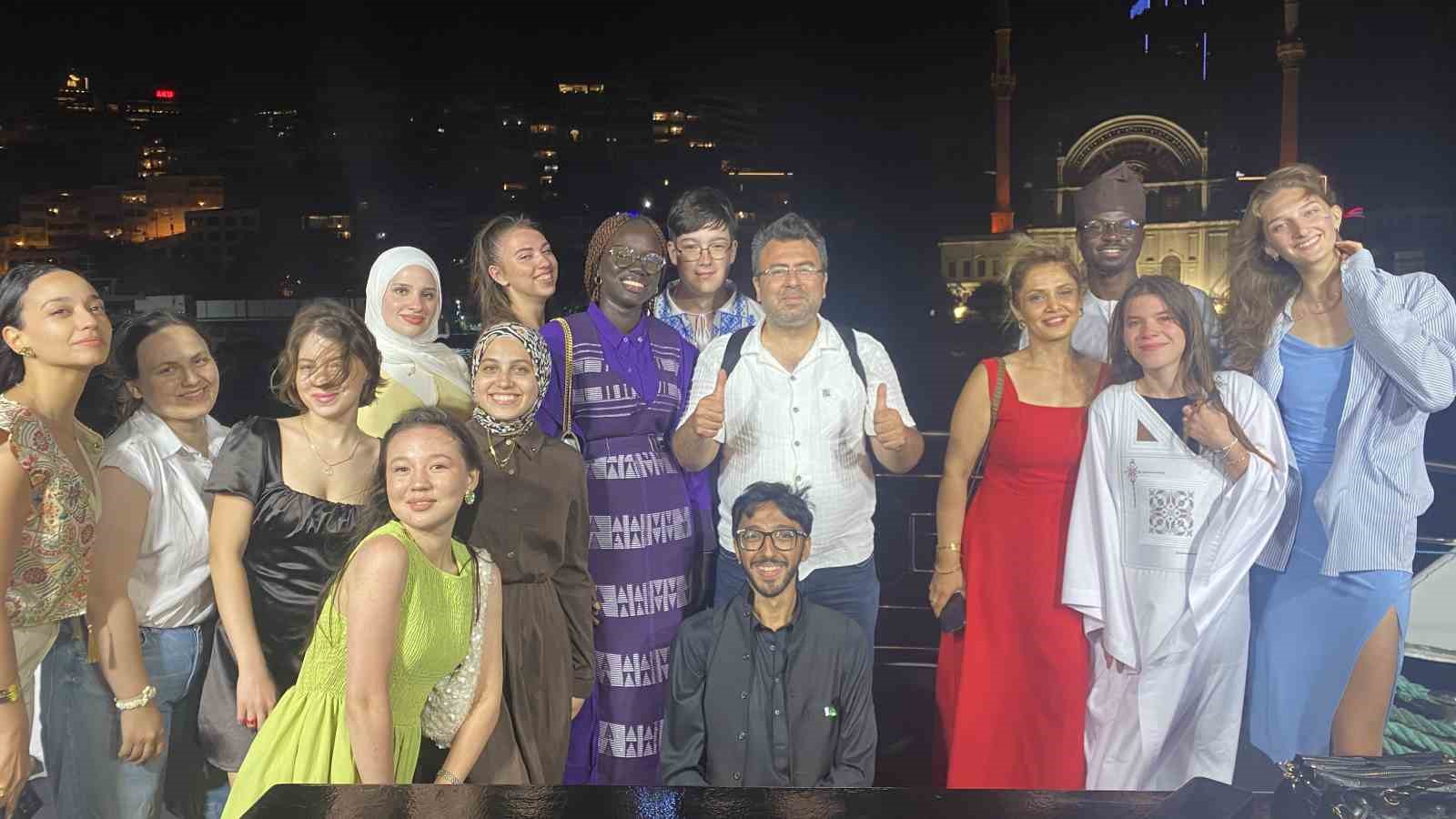 Yunus Emre Enstitüsü 50 ülkeden öğrenciyi Türkiye’de buluşturdu
